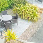 the view of the outside area